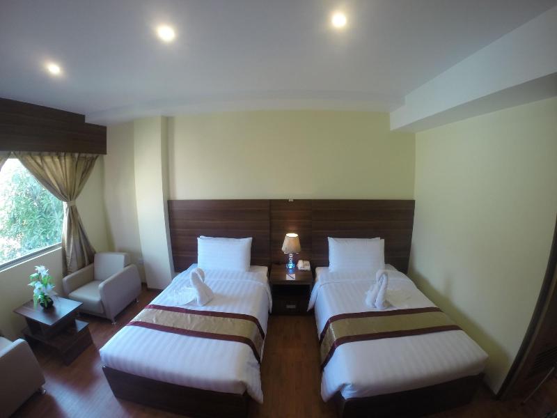Silver Green Hotel Yangon image