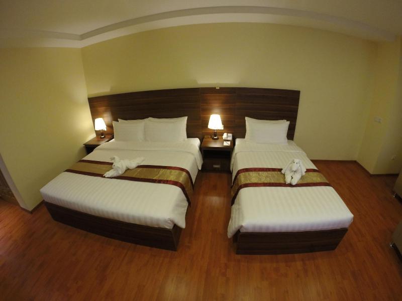 Silver Green Hotel Yangon image