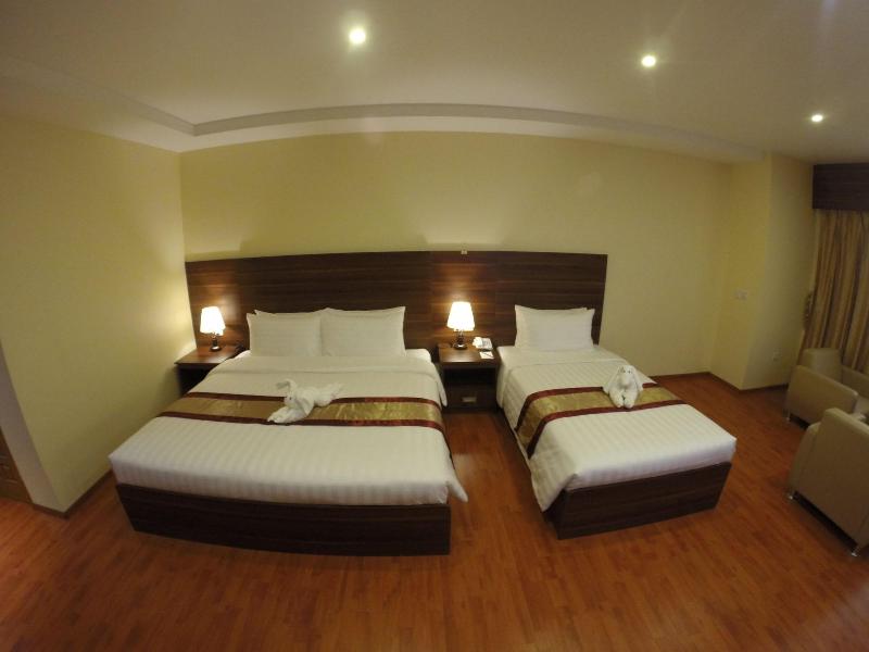 Silver Green Hotel Yangon image