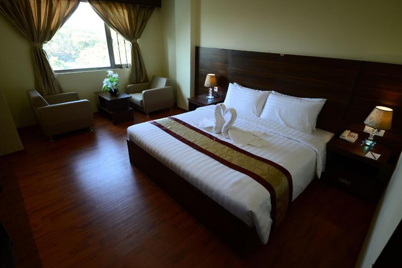 Silver Green Hotel Yangon image