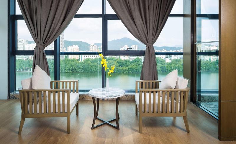Sanya Shuang Da International Hotel image