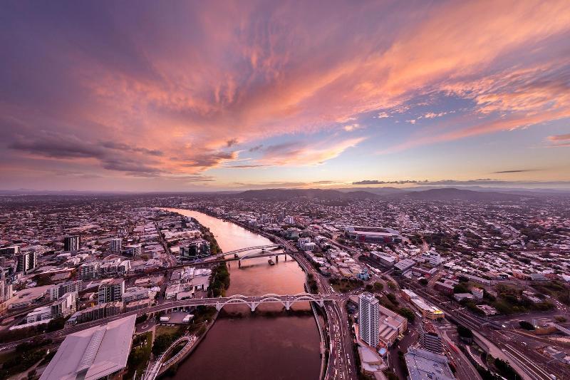 Meriton Suites Herschel Street image