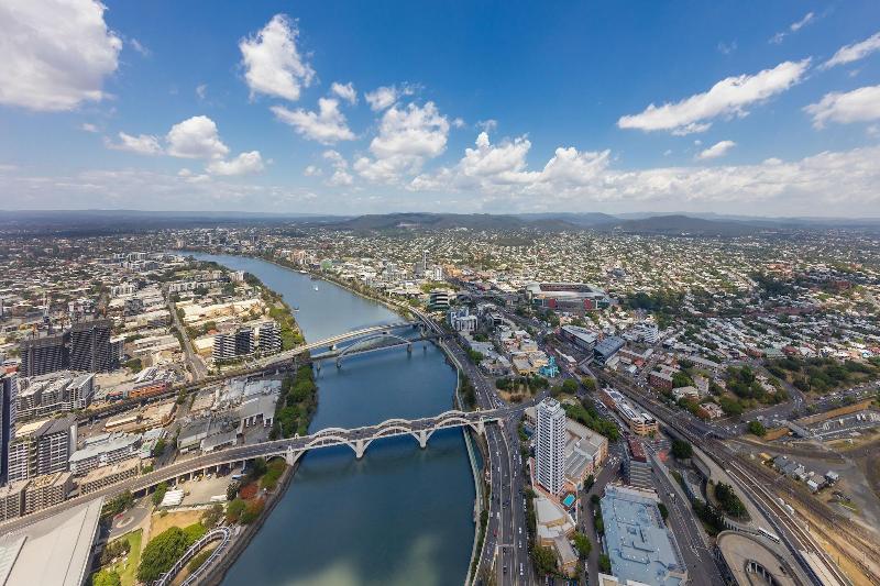 Meriton Suites Herschel Street image