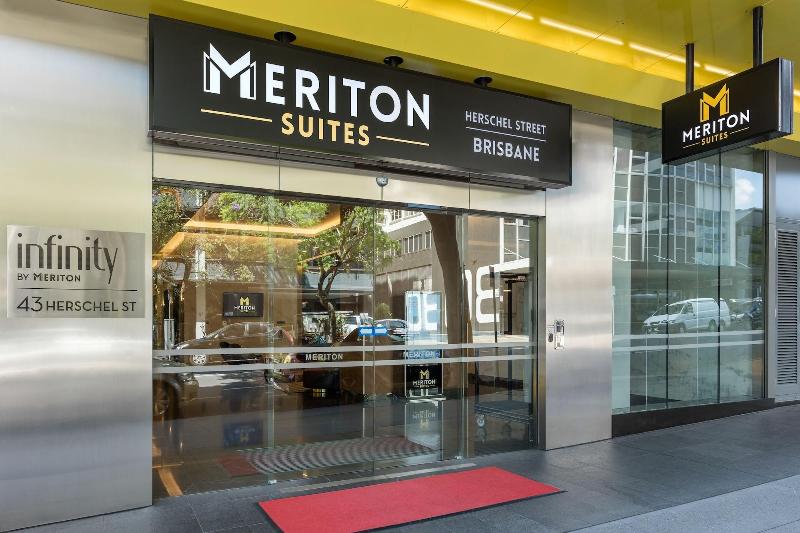 Meriton Suites Herschel Street image