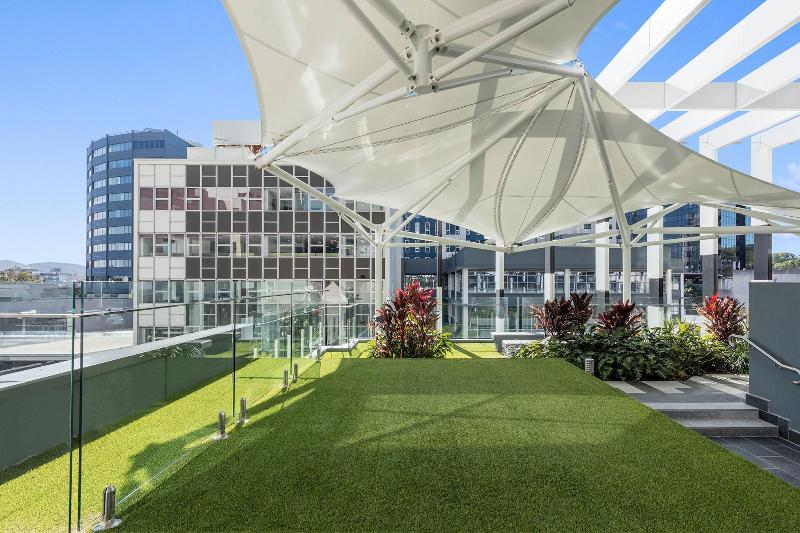 Meriton Suites Herschel Street image