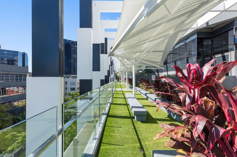 Meriton Suites Herschel Street image