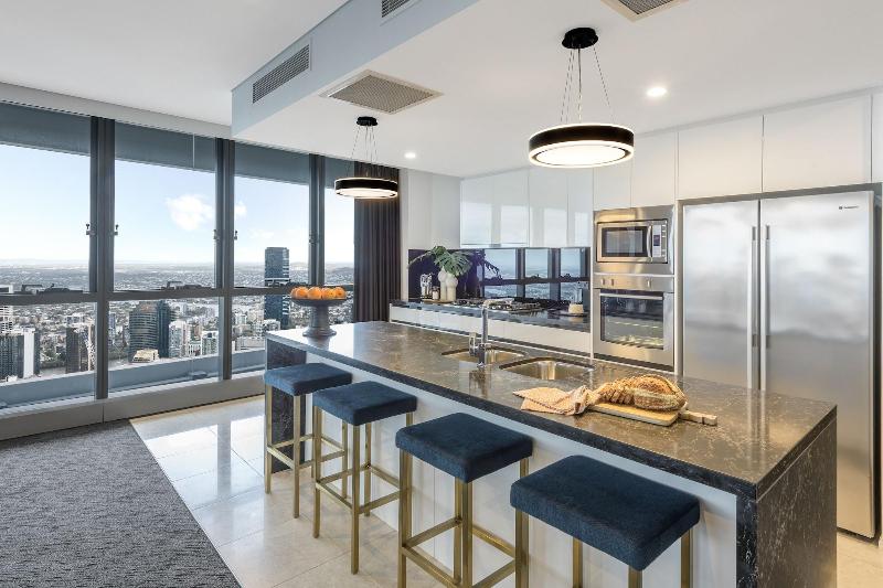 Meriton Suites Herschel Street image