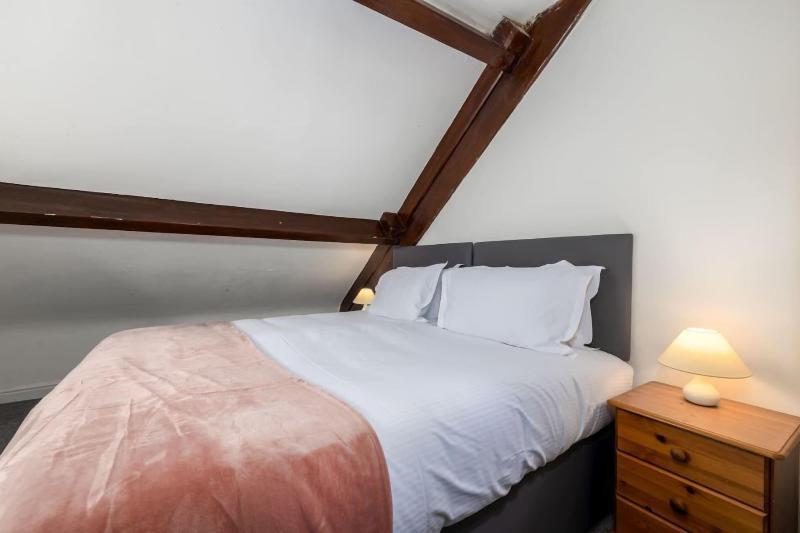 Muncaster Cottages image