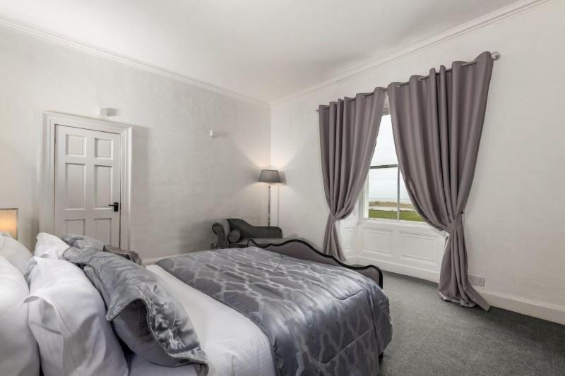 Muncaster Cottages image