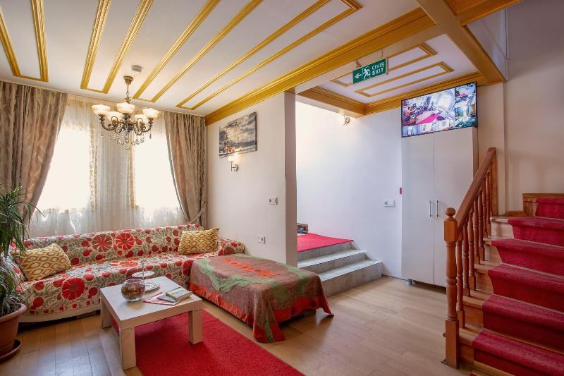April Hotel image