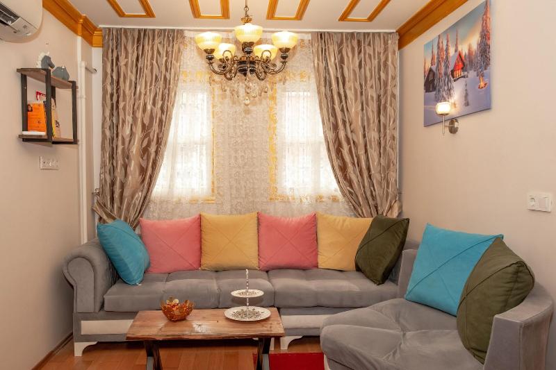 April Hotel image