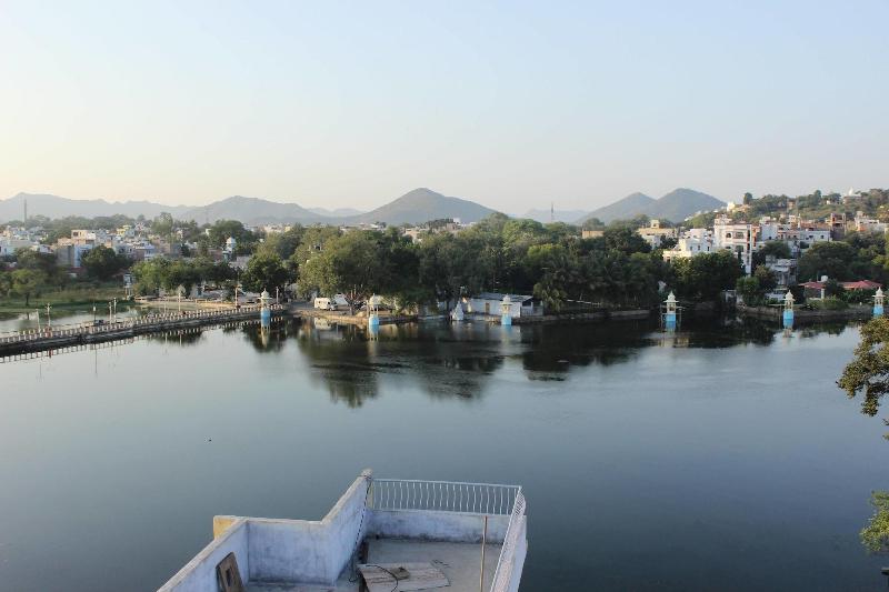 Backpacker Panda Lake Pichola Udaipur image