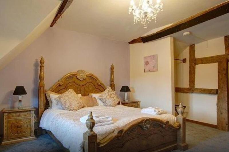 Severn Tudor House image