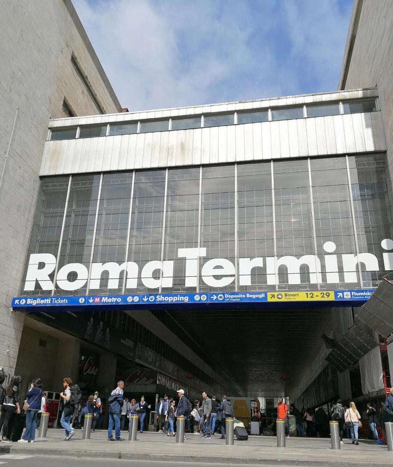 Roma Station House image