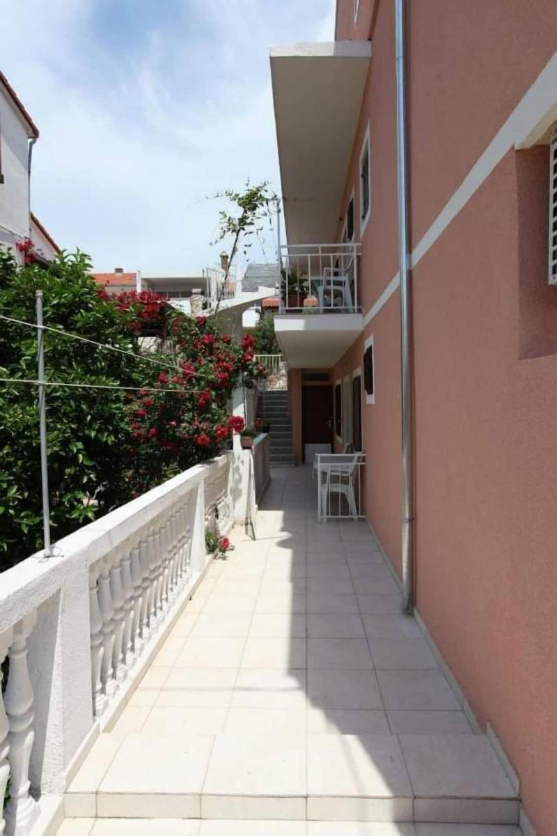 Apartments Alissa image