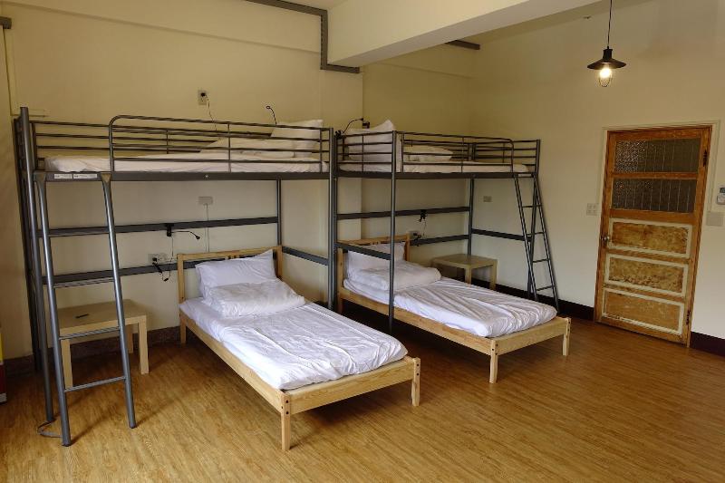 Chiayi Petite Hostel image