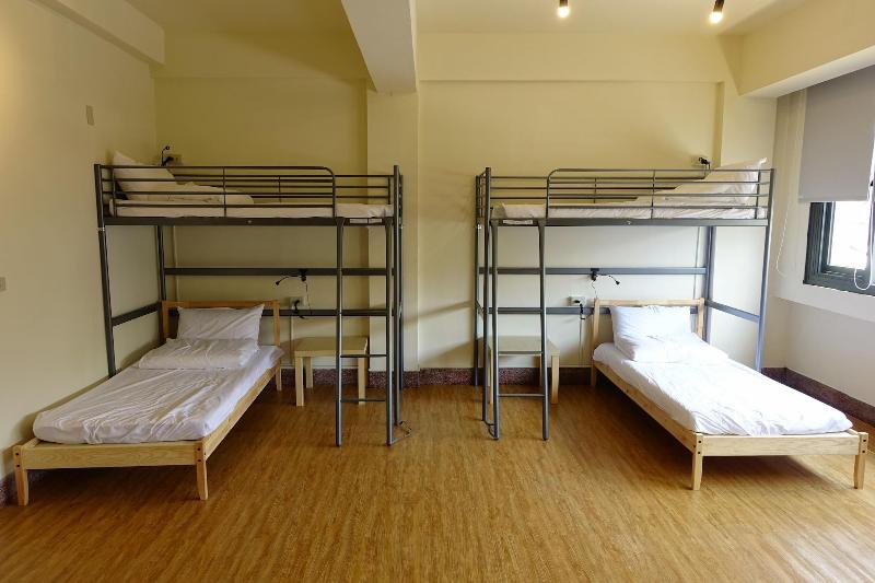 Chiayi Petite Hostel image