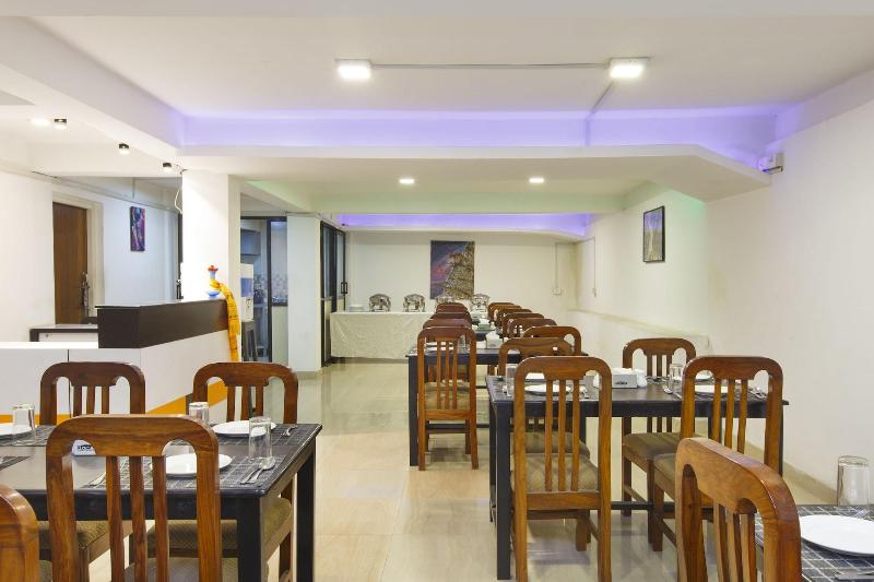 Hotel Serenity image