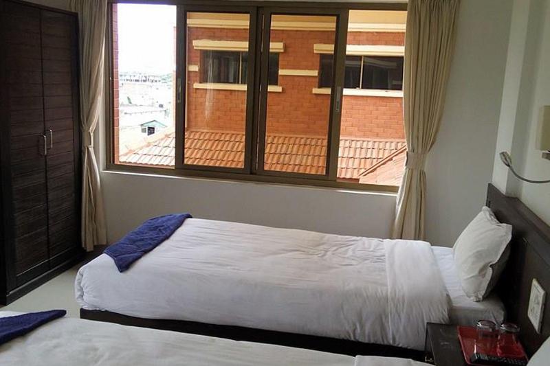 Hotel Little Buddha image