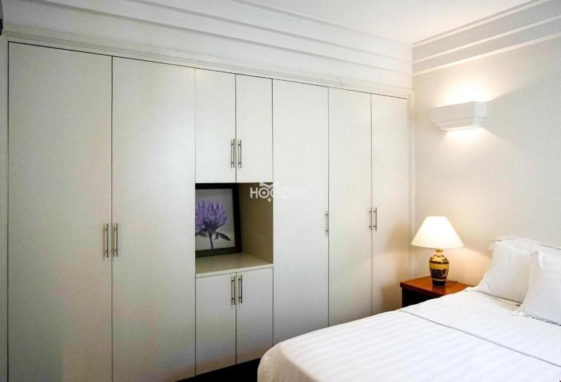 Downtown Retro Serviced Apartment image