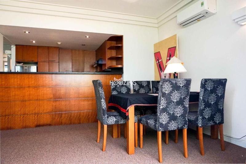 Downtown Retro Serviced Apartment image
