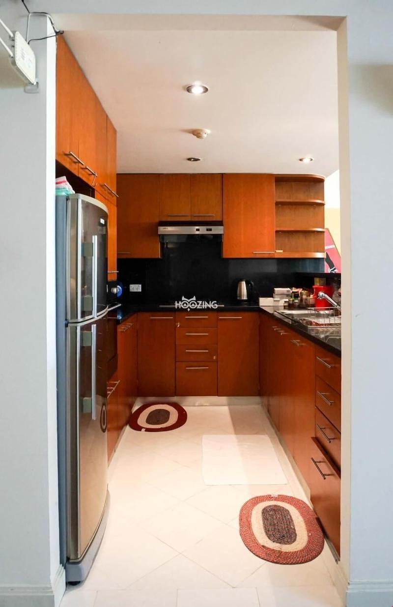 Downtown Retro Serviced Apartment image