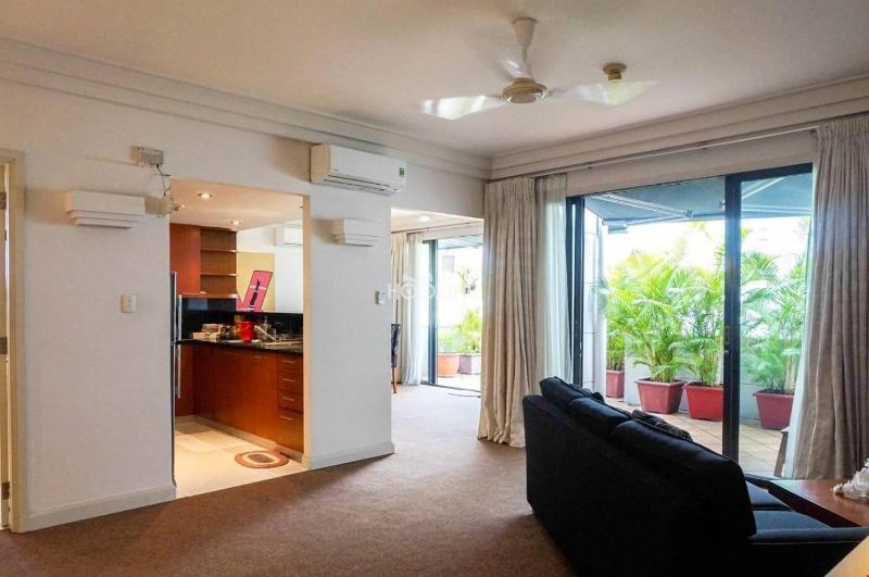 Downtown Retro Serviced Apartment image