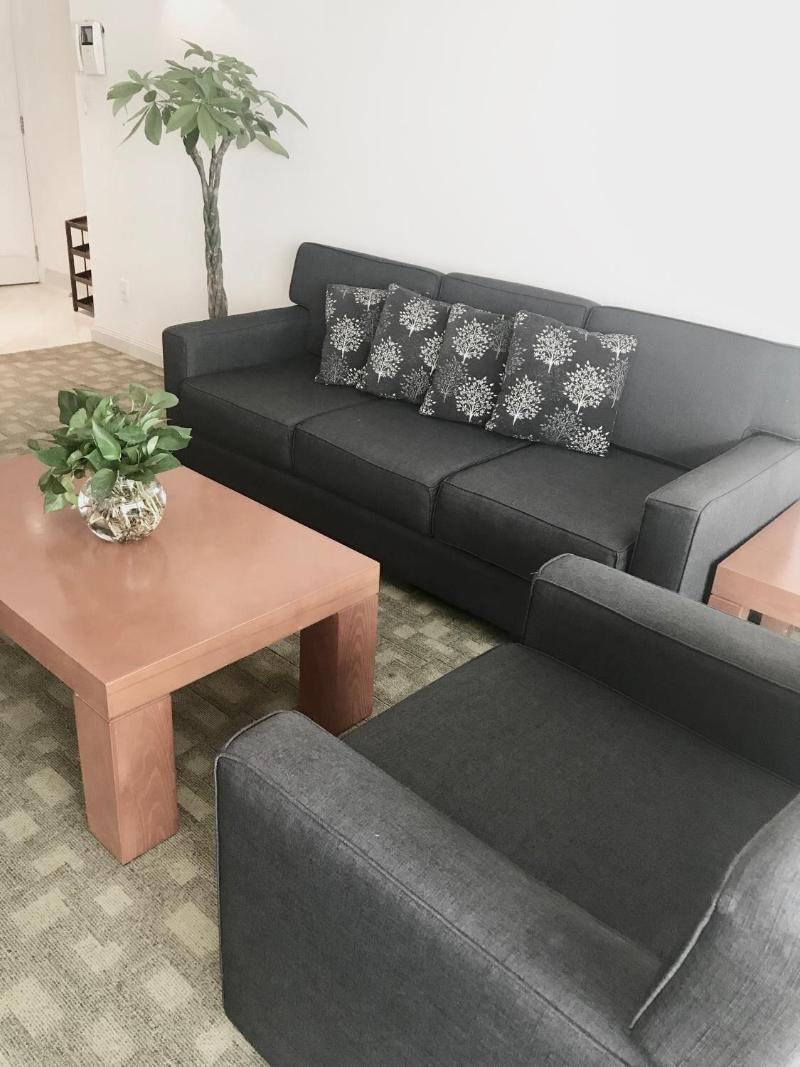 Downtown Retro Serviced Apartment image