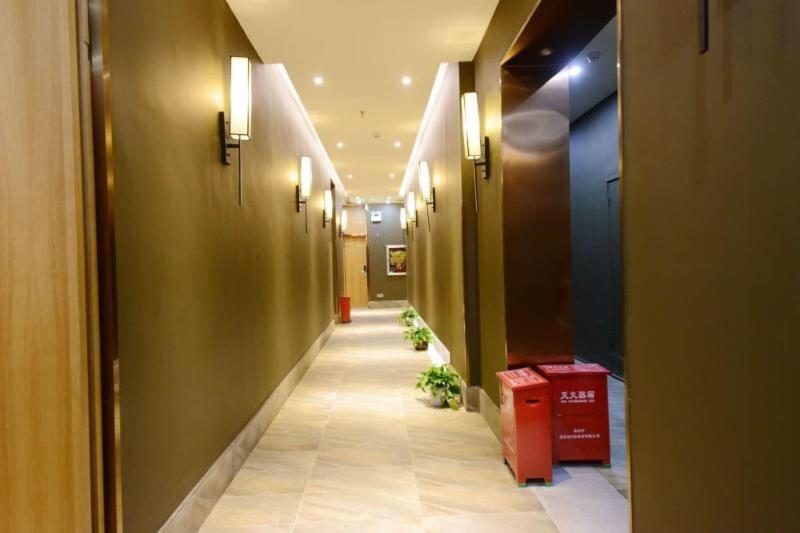 Shenzhen Port Apartment image