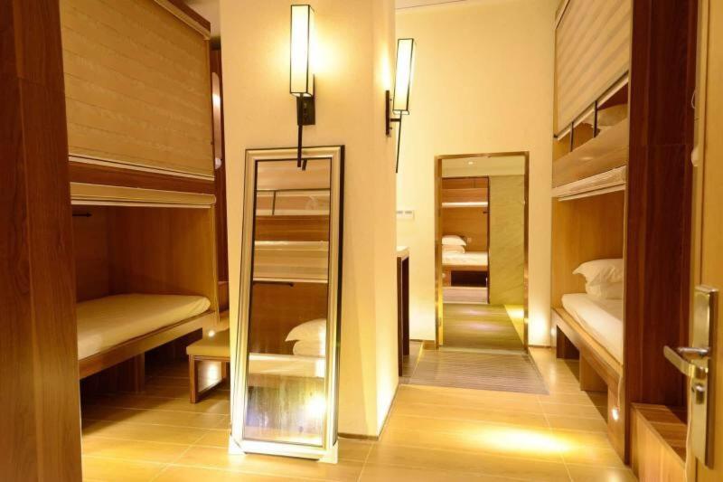 Shenzhen Port Apartment image