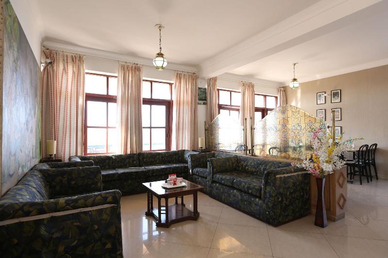 Hotel Chail Residency image