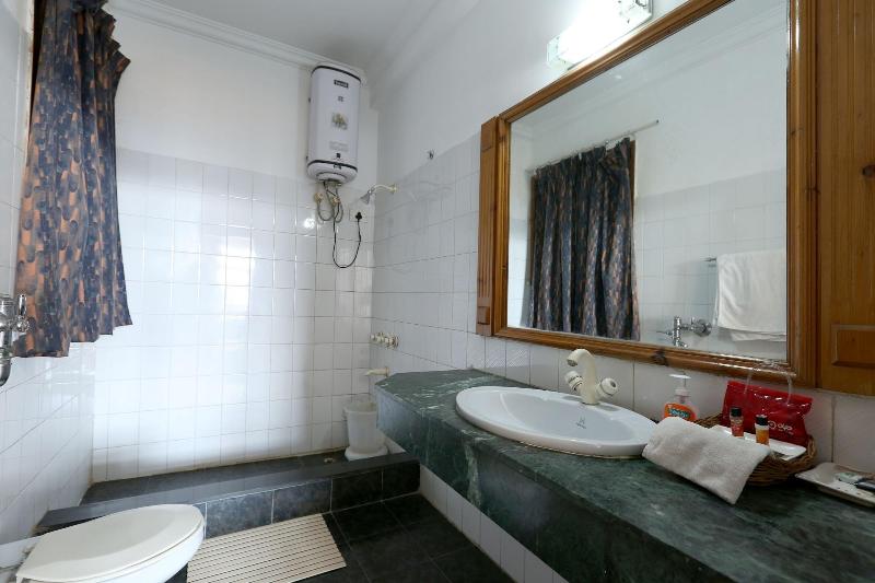 Hotel Chail Residency image