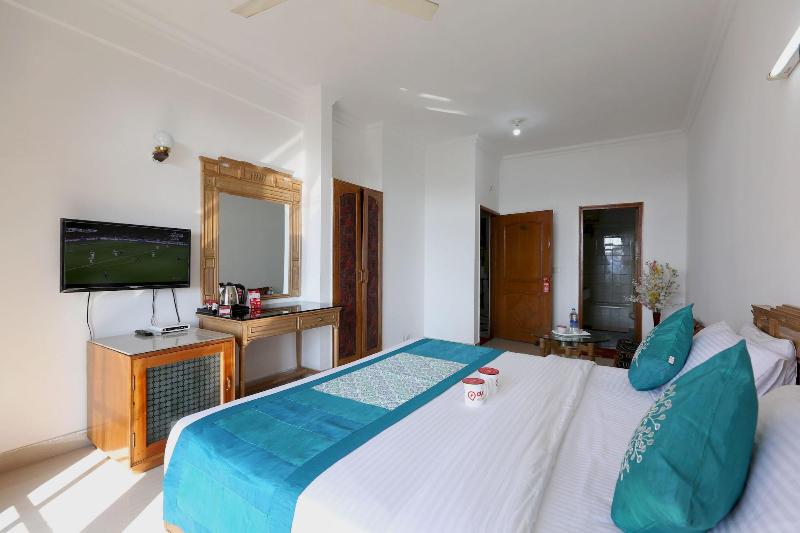 Hotel Chail Residency image