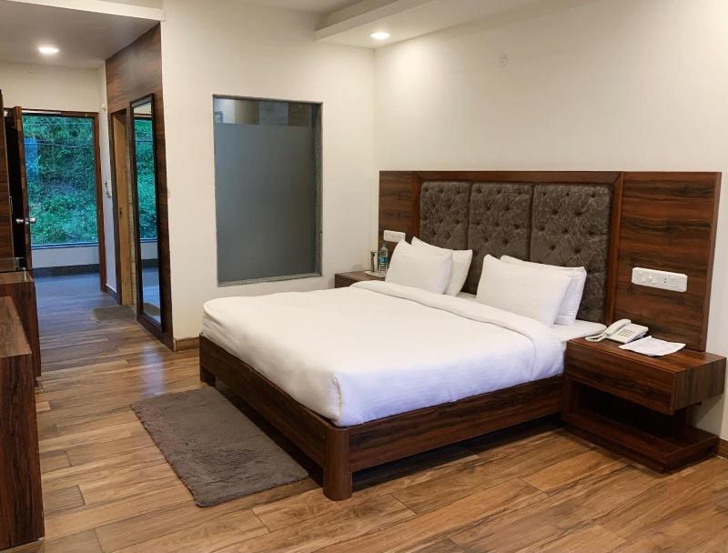 Hotel Chail Residency image