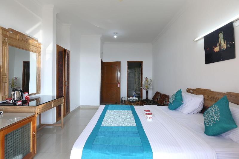 Hotel Chail Residency image