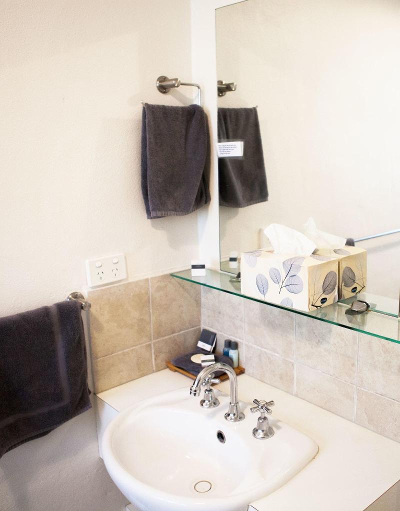 Peppermint Brook Cottages image