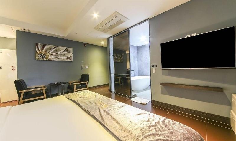 Gwangju Songjeong Hotel The Sol image