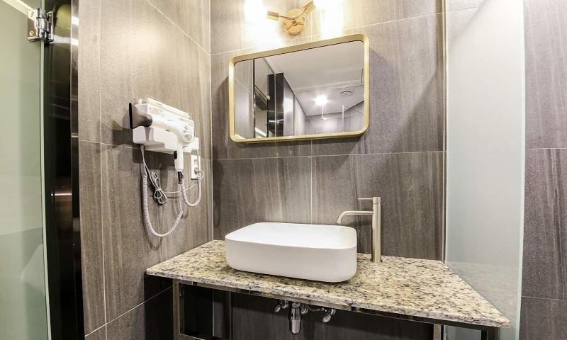 Gwangju Songjeong Hotel The Sol image