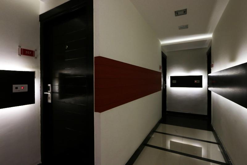 iStay Hotels Rajajinagar image