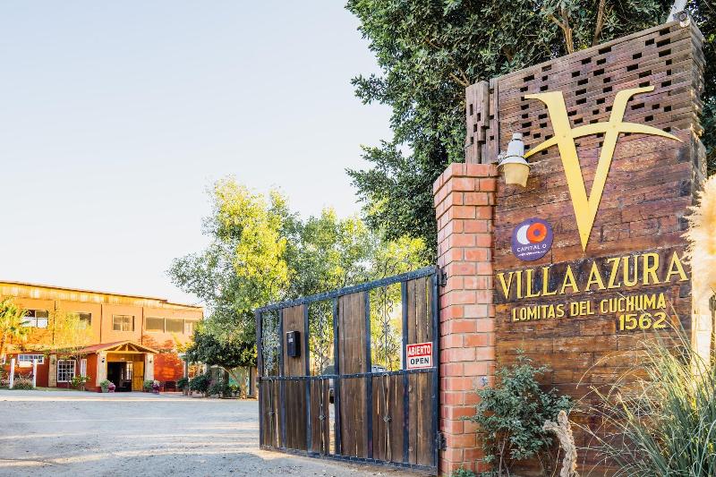 Capital O Hotel Villa Azura image