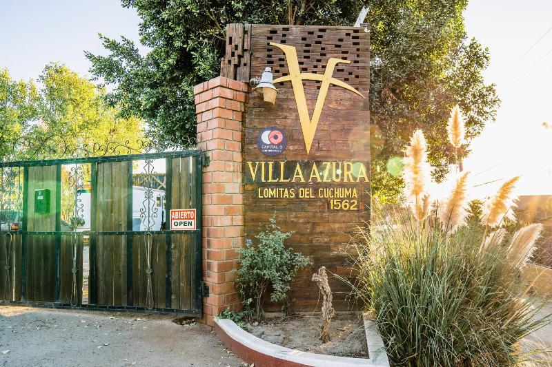 Capital O Hotel Villa Azura image