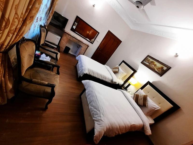 Premier Inn Villa image