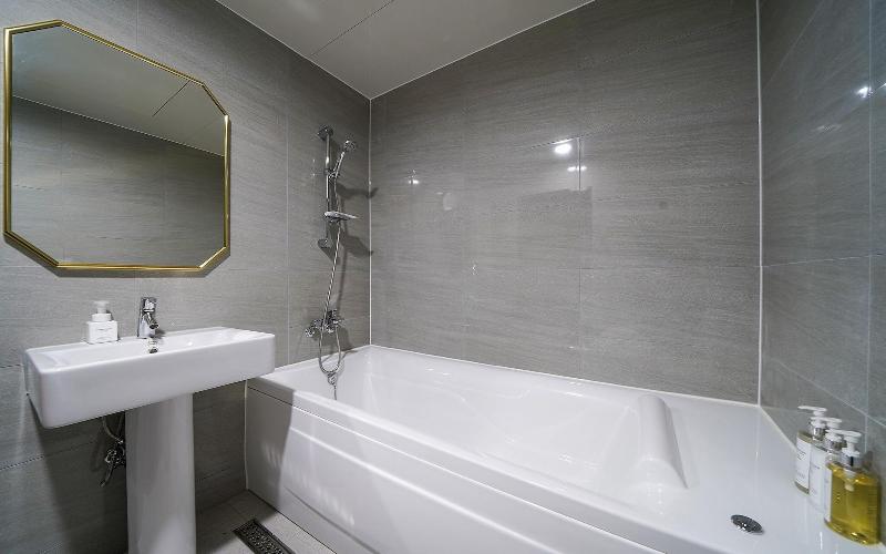 Busan Sajik The Stone Bridge Hotel image