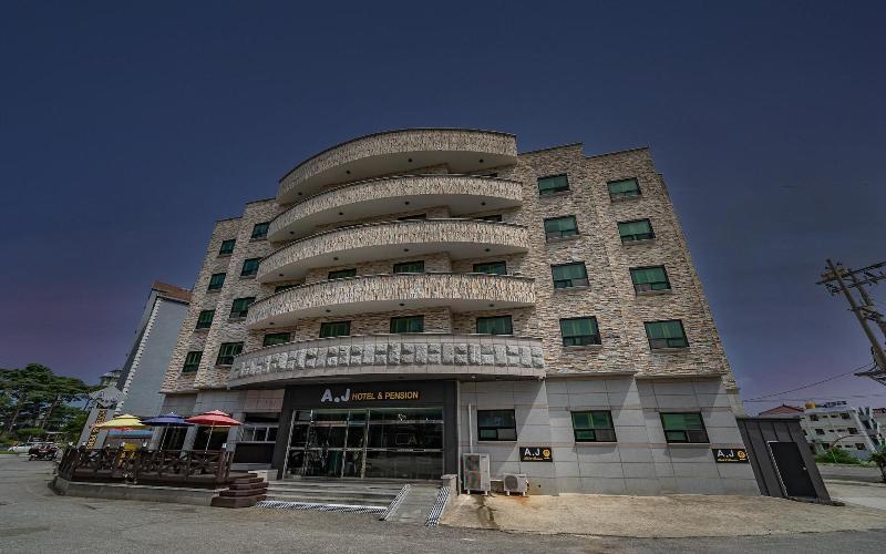 Gangneung Gyeongpodae AJ Hotel