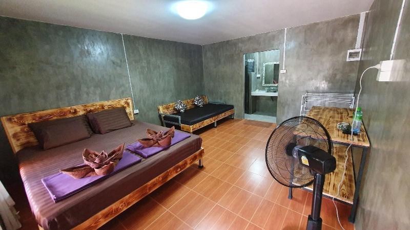 Moonshine Resort Chumphon image