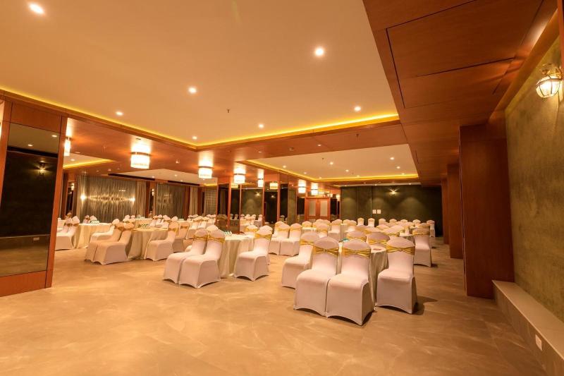 Lords Eco Inn Jamnagar — exterior view