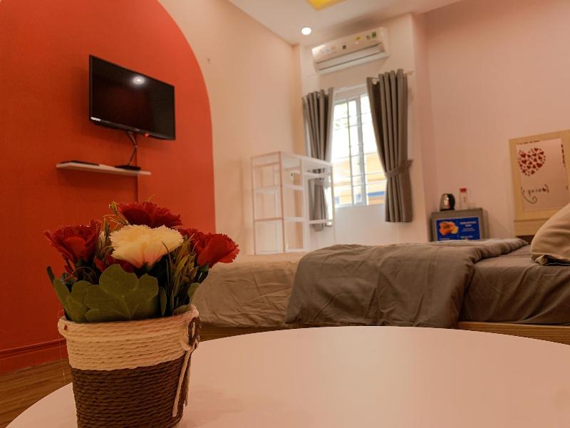 Aesthetic Homes image