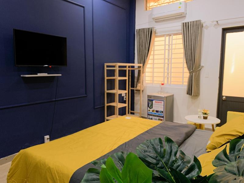 Aesthetic Homes image