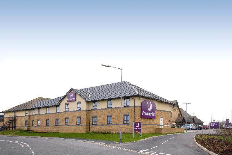 Premier Inn St. Neots - Colmworth Park