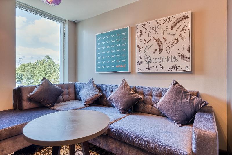 Premier Inn  Oxford Botley image